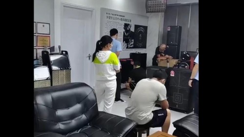 廣州黃先生選購(gòu)爵士龍AD系列家用音響，感受爵士龍聽(tīng)覺(jué)盛宴！